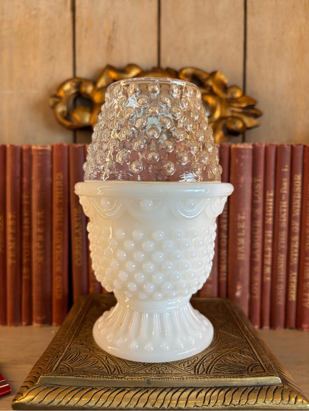 Avon White Hobnail Pedestal Fairy Lamp with Clear Hobnail Shade - Picture 2 of 13